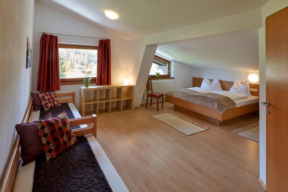 Sonnenburg Hotel Ehrwald Room photo