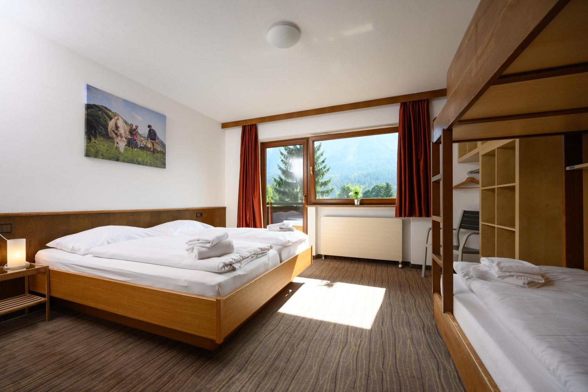 Sonnenburg Hotel Ehrwald Room photo